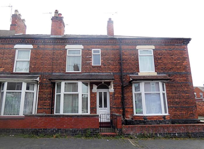 3 Bedroom Terraced House To Rent In West Avenue, Crewe, CW1
