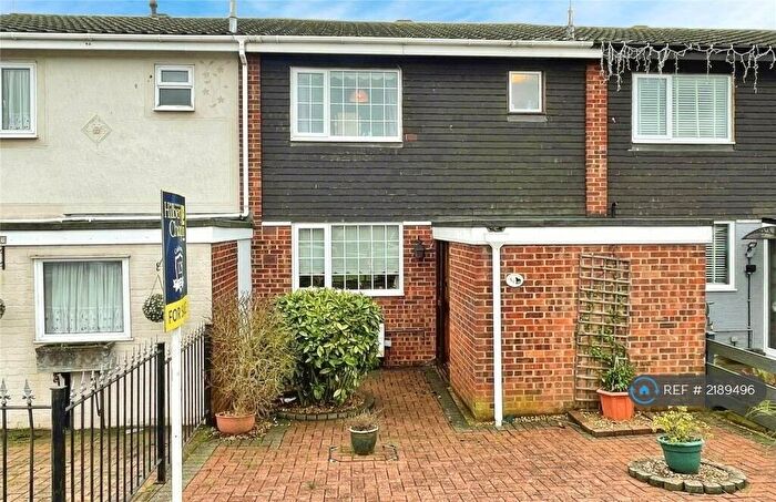3 Bedroom Terraced House To Rent In Hamilton Drive, Romford, RM3