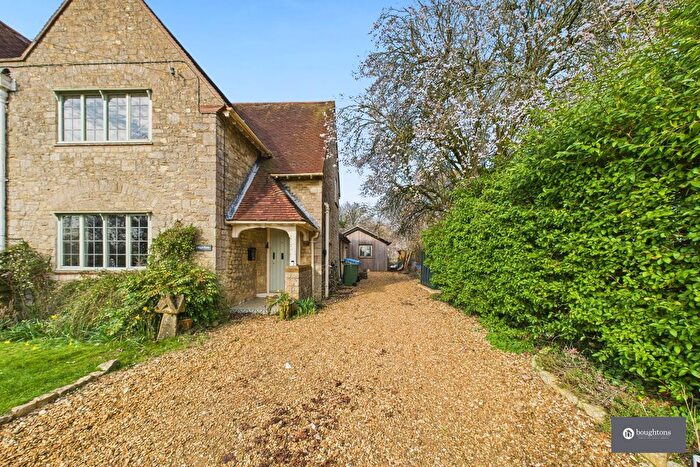 4 Bedroom Cottage For Sale In Turweston, Brackley, NN13