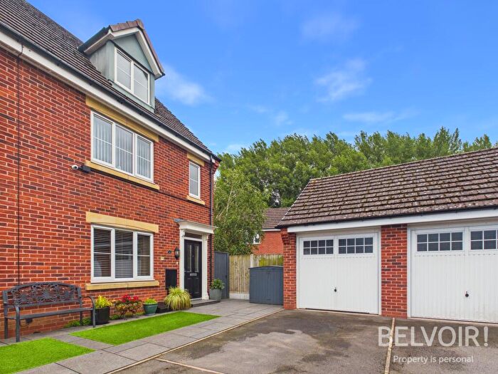 4 Bedroom Town House For Sale In Candler Drive, Stone, ST15