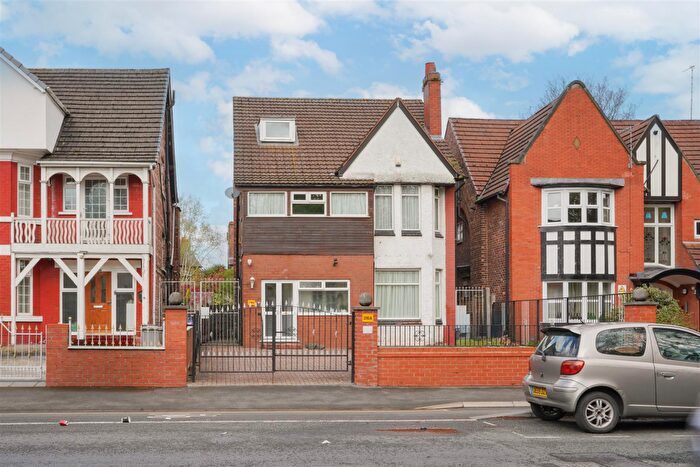 6 Bedroom Detached House For Sale In Upper Chorlton Road, Old Trafford, M16