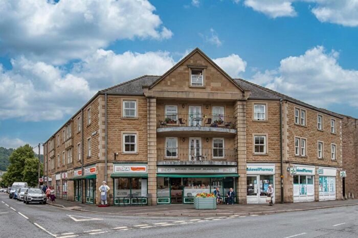2 Bedroom Apartment For Sale In Matlock Street, Bakewell, DE45