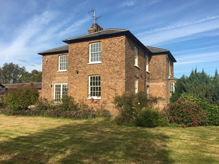 4 Bedroom Detached House To Rent In Stoney Hills, Ware, SG12