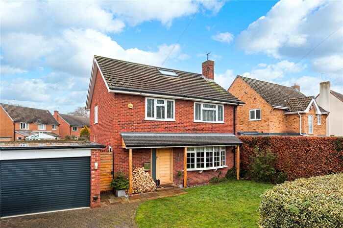 4 Bedroom Detached House For Sale In Oak Tree Close, Strensall, York, YO32