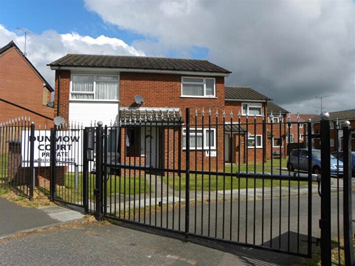 2 Bedroom Maisonette To Rent In Alexandra Avenue, Luton, LU3