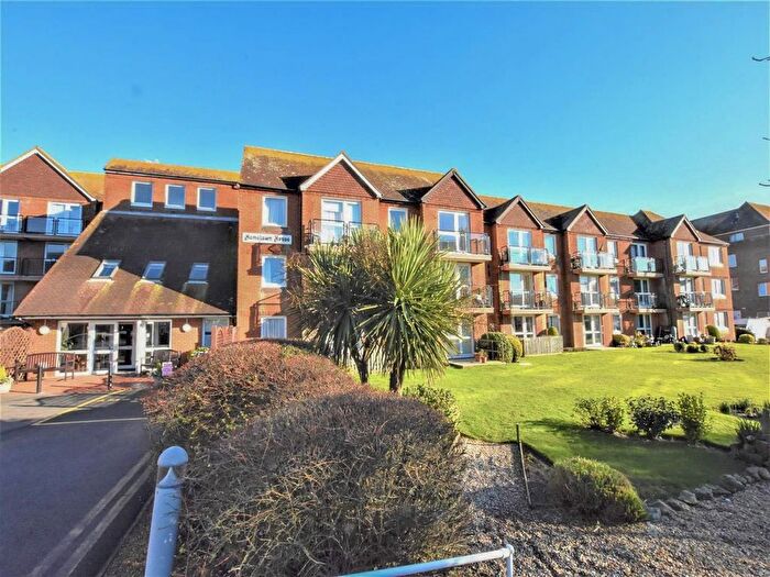 1 Bedroom Flat For Sale In Brookfield Road, Bexhill-On-Sea, TN40