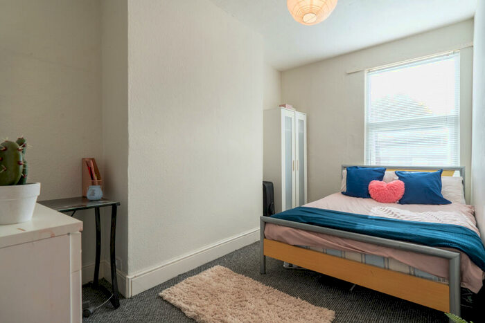 7 Bedroom Terraced House To Rent In Carholme Road, Lincoln, LN1