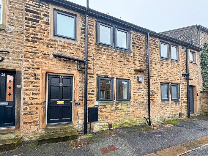 1 Bedroom Terraced House For Sale In Temple Street, Lindley, Huddersfield, HD3