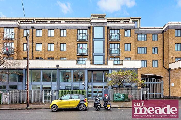 2 Bedroom Flat To Rent In Bow Connection, Fairfield Road, E3