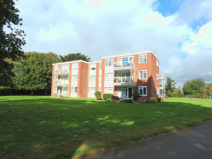 2 Bedroom Flat To Rent In Addington Court, Keats Avenue, Milford On Sea, SO41