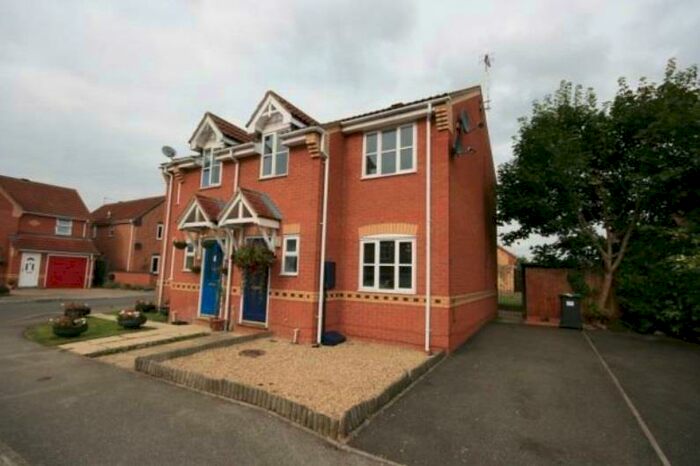 3 Bedroom Semi-Detached House To Rent In Shiregate, Metheringham, Lincoln, LN4