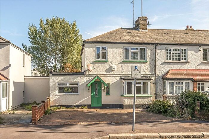 3 Bedroom End Of Terrace House For Sale In Tunnel Avenue, Greenwich, SE10