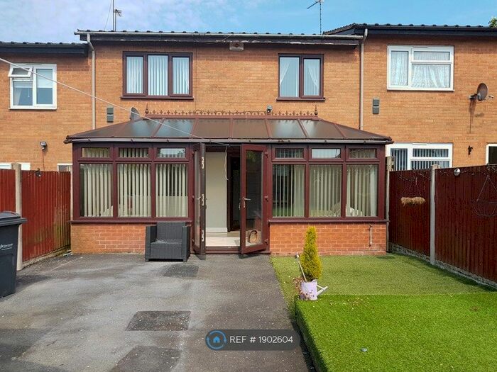 2 Bedroom Terraced House To Rent In New Henry Street, Oldbury, B68