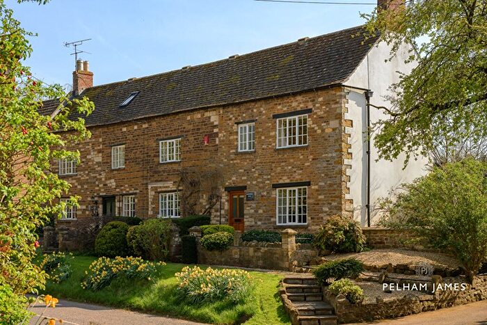 4 Bedroom Semi Detached House For Sale In Main Street, Whissendine, LE15