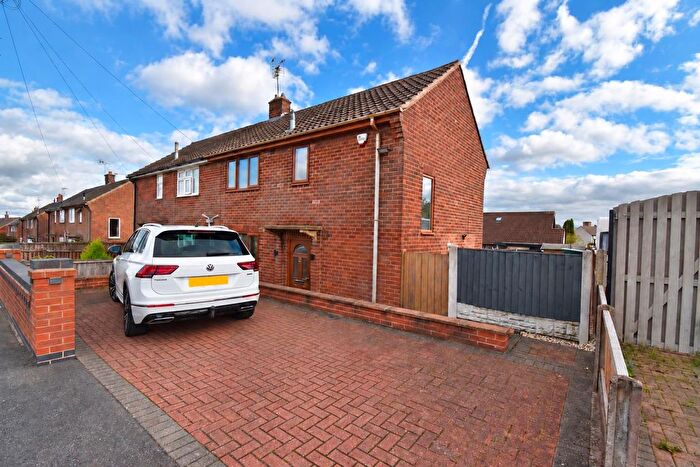2 Bedroom Semi Detached House For Sale In Oak Avenue, Ripley, DE5