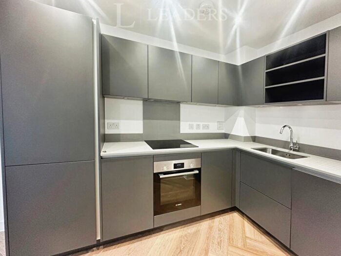 2 Bedroom Apartment To Rent In Lockside Apartments, Scotland Street, B1
