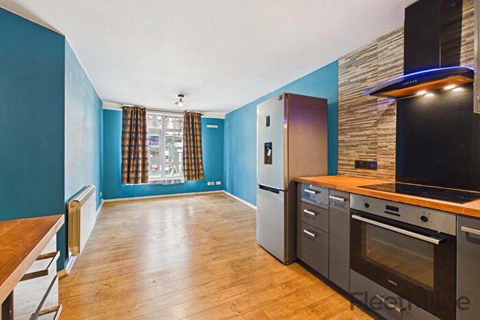 2 Bedroom Apartment To Rent In City Heights, Old Snow Hill, Birmingham, B4