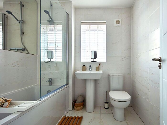 4 Bedroom Detached House For Sale In Halstead Road, Kirby Cross, CO13