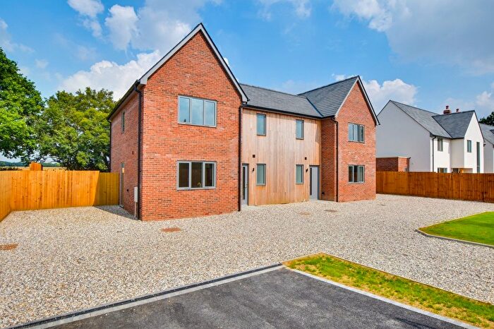 3 Bedroom Semi-Detached House For Sale In Watchouse Road, Stebbing, Dunmow, CM6