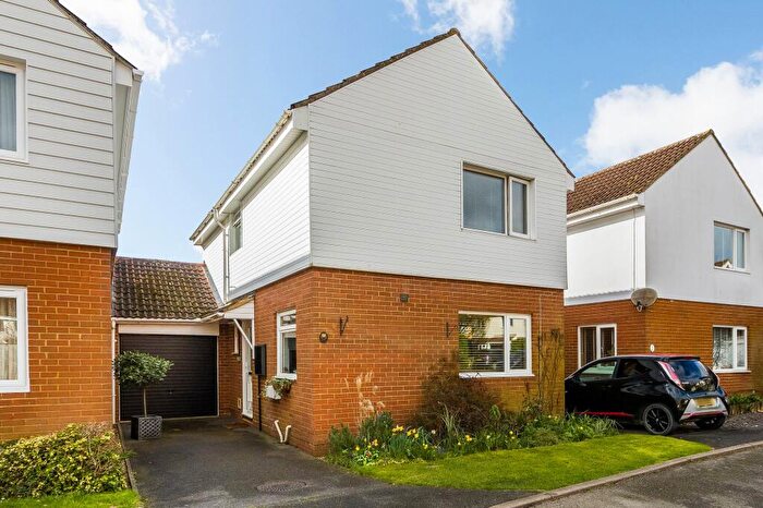 3 Bedroom Link Detached House For Sale In Curtis Avenue, Abingdon, OX14