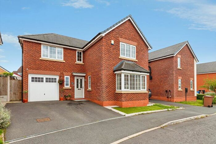4 Bedroom Detached House For Sale In Loughrigg Drive, Middleton, Manchester, Greater Manchester, M24