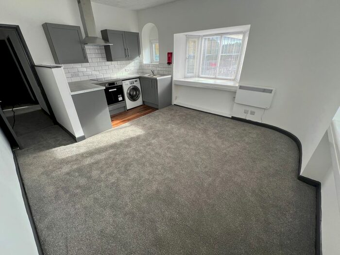 1 Bedroom Flat To Rent In Oxford Street, Weston-Super-Mare, BS23