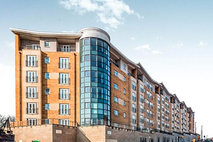2 Bedroom Apartment To Rent In Middlewood Street, Salford, Greater Manchester, M5