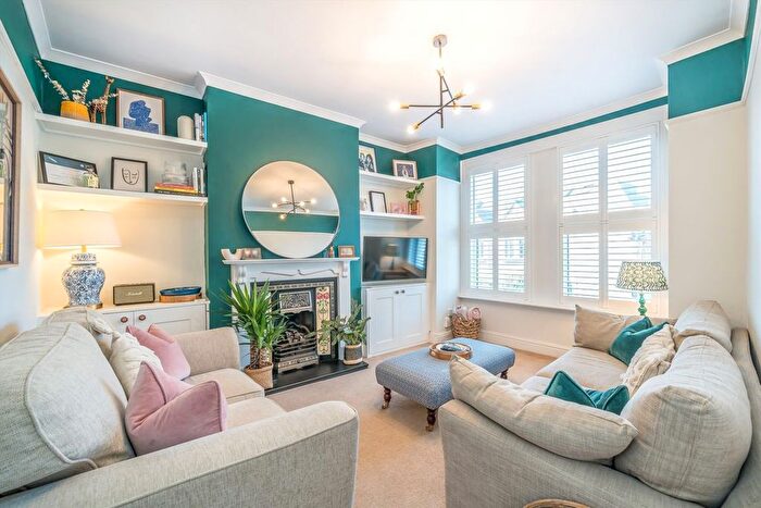 3 Bedroom Property To Rent In Inglemere Road, Tooting, CR4