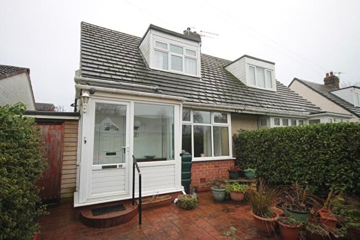 2 Bedroom Semi Detached House For Sale In North Avenue, Westerhope, Newcastle Upon Tyne, NE5