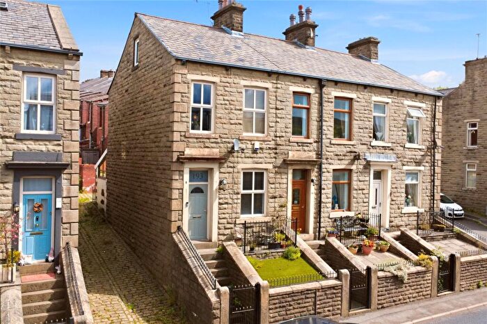 3 Bedroom End Of Terrace House For Sale In Newchurch Road, Bacup, Lancashire, OL13