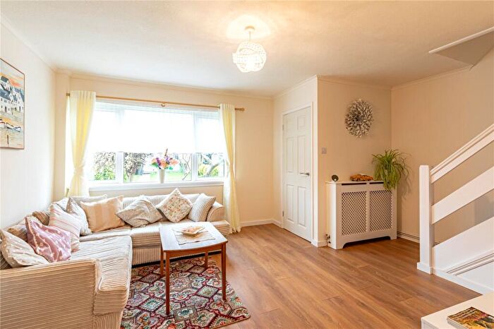 3 Bedroom Terraced House For Sale In Pike Street, Newbury, Berkshire, RG14