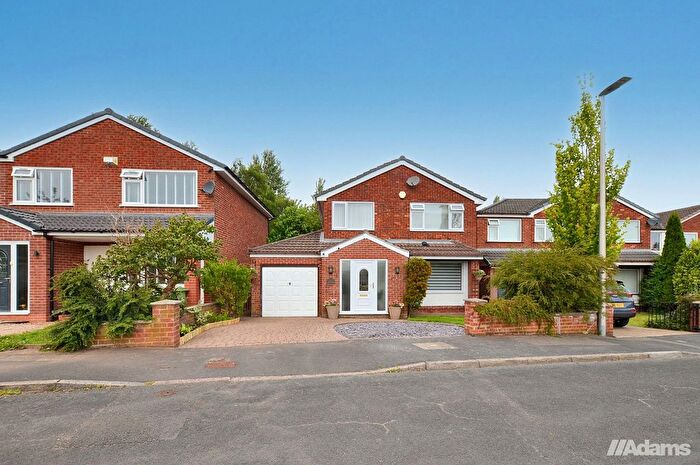 3 Bedroom Detached House For Sale In Ashbourne Avenue, Higher Runcorn, WA7