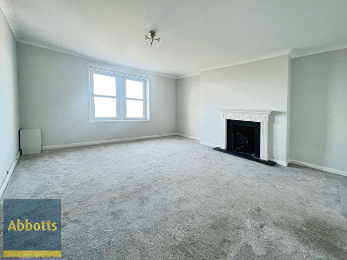 1 Bedroom Apartment To Rent In Cliff Parade, Hunstanton, PE36