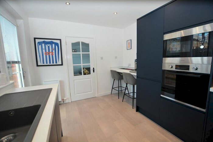 3 Bedroom End Of Terrace House For Sale In Macdonald Drive, Kilmarnock, KA3