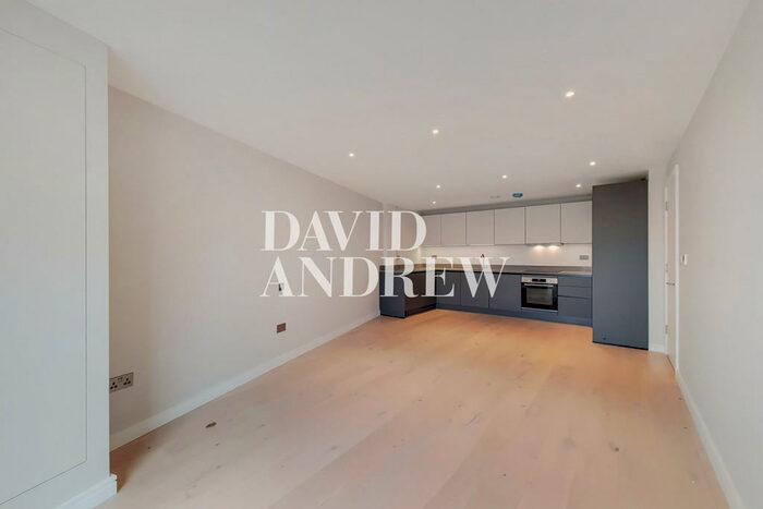 2 Bedroom Apartment To Rent In Tottenham Lane, London, N8