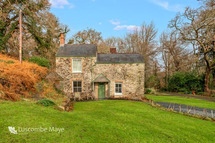 2 Bedroom Cottage To Rent In Newnham Estate, Plymouth, Devon, PL7