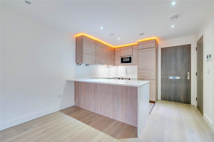 1 Bedroom Flat To Rent In Octavia House, Townmead Road, London, SW6