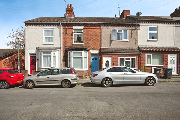2 Bedroom Terraced House For Sale In Windsor Street, Rugby, CV21