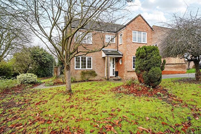 5 Bedroom Detached House To Rent In Holliers Crescent, Middle Barton, OX7