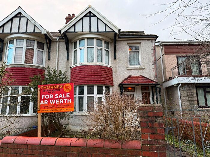 3 Bedroom Semi Detached House For Sale In Felinfoel Road, Llanelli, SA15