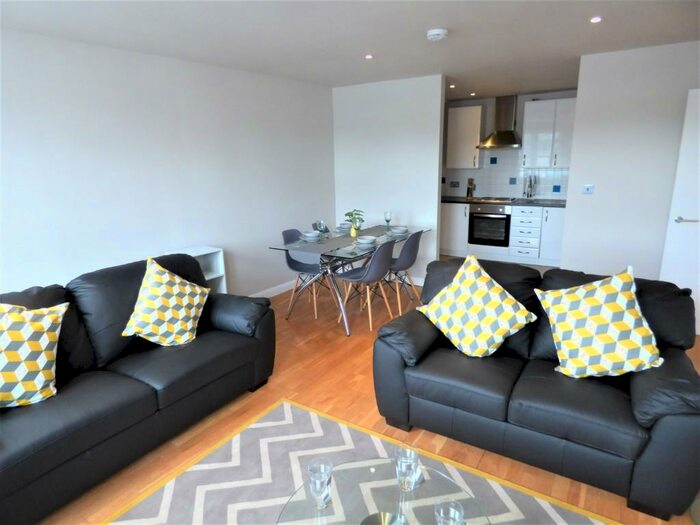 2 Bedroom Apartment To Rent In Centurion Lane, Bow, London, E3