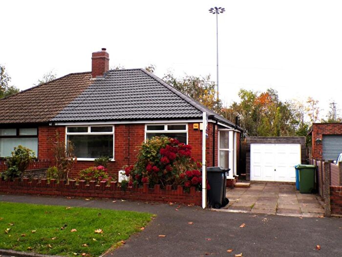 2 Bedroom Semi-Detached Bungalow For Sale In Montgomery Street, Hollinwood, Oldham, OL8