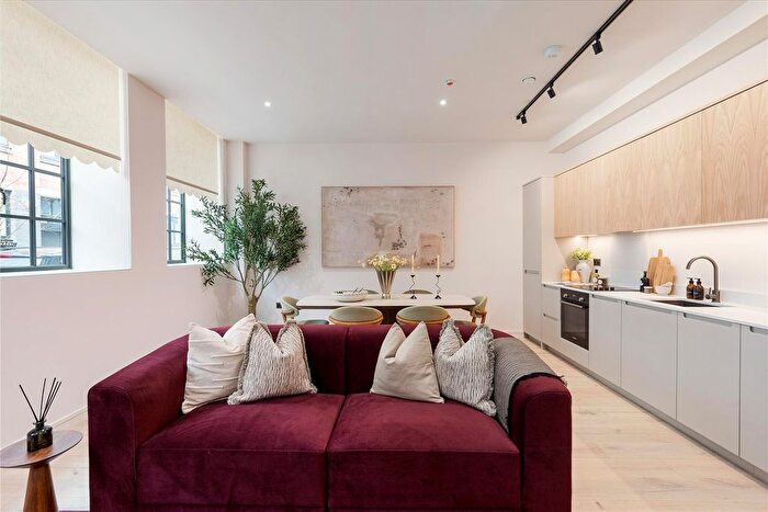 2 Bedroom Flat For Sale In The Threadworks, Hollybush Gardens, Bethnal Green, E2