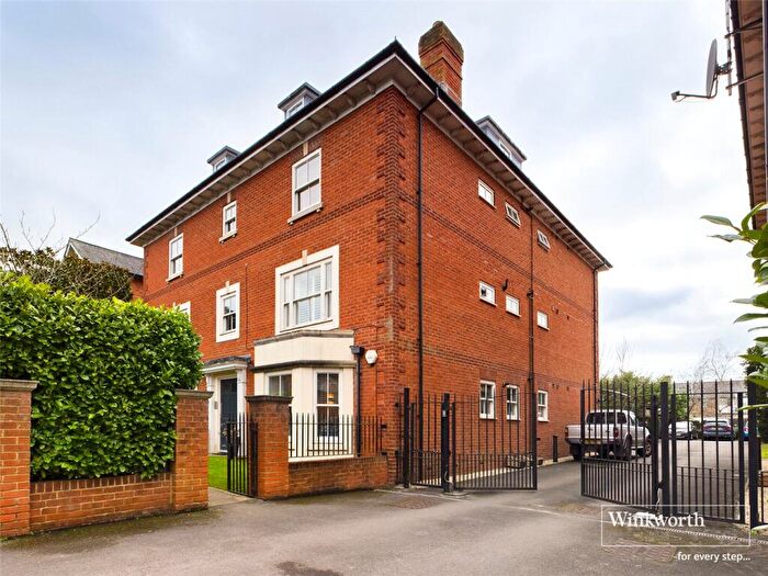 2 Bedroom Apartment To Rent In Brownlow Lodge, Brownlow Road, Reading, Berkshire, RG1