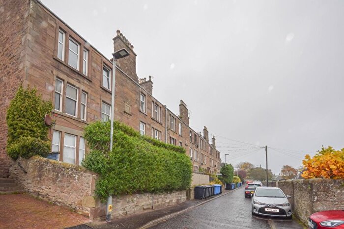 2 Bedroom Flat To Rent In Balfour Place, Carnoustie, Angus, DD7