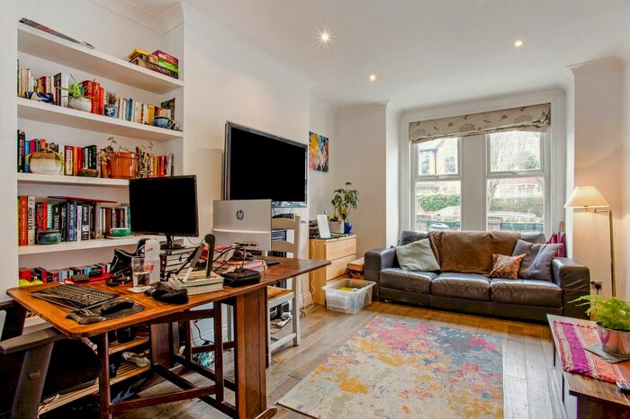3 Bedroom Terraced House To Rent In Adelaide Grove, London, W12