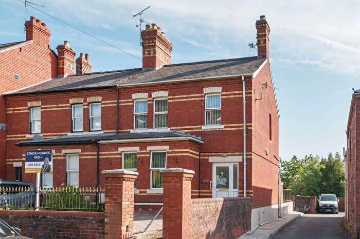 3 Bedroom Semi-Detached House For Sale In Hardwick Avenue, Chepstow, NP16