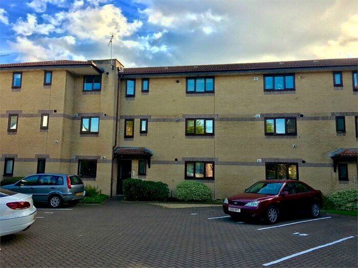2 Bedroom Flat To Rent In Woodhill Views, Nailsea, Bristol, BS48