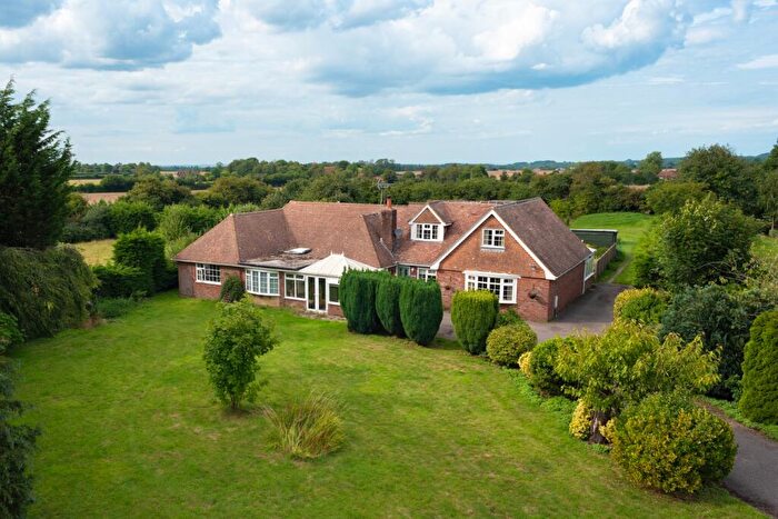 6 Bedroom Detached House For Sale In The Street, Molash, CT4