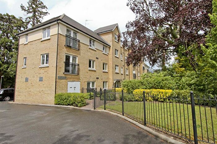1 Bedroom Flat To Rent In Glade Court, Harefield Road, Uxbridge, UB8